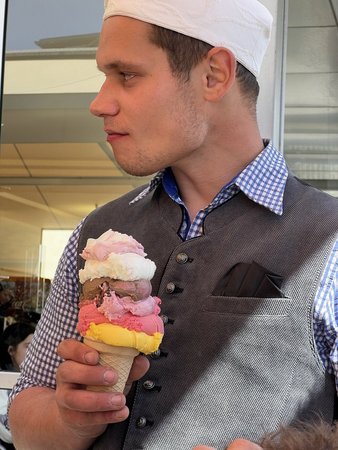 Palmbuschen binden + auf den Weizberg tragen